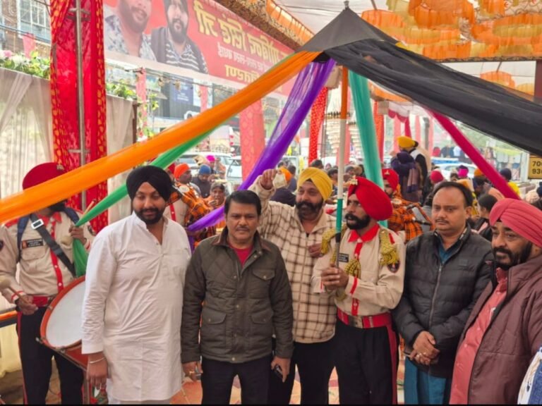 श्री गुरु गोबिंद सिंह जी के 359वें प्रकाशोत्सव पर भव्य नगर कीर्तन, जयकारों से गूंजा शहर