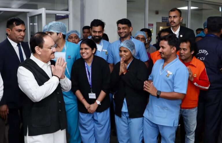 जेपी नड्डा ने 40 करोड़ की लागत से चिकित्सा सुविधाओं का किया उद्घाटन