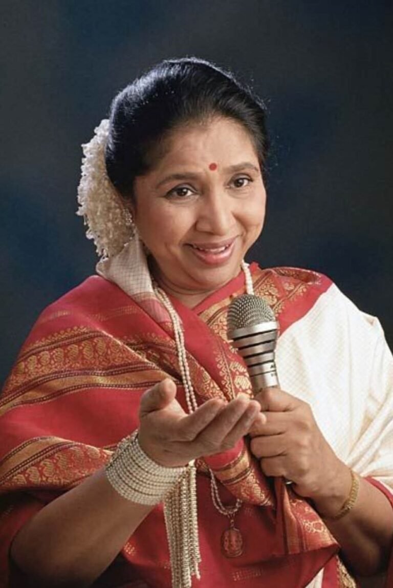 हिंदी सिनेमा की दिग्गज सिंगर आशा भोसले का 93 वर्ष की उम्र में मुंबई के ब्रीच कैंडी अस्पताल में निधन